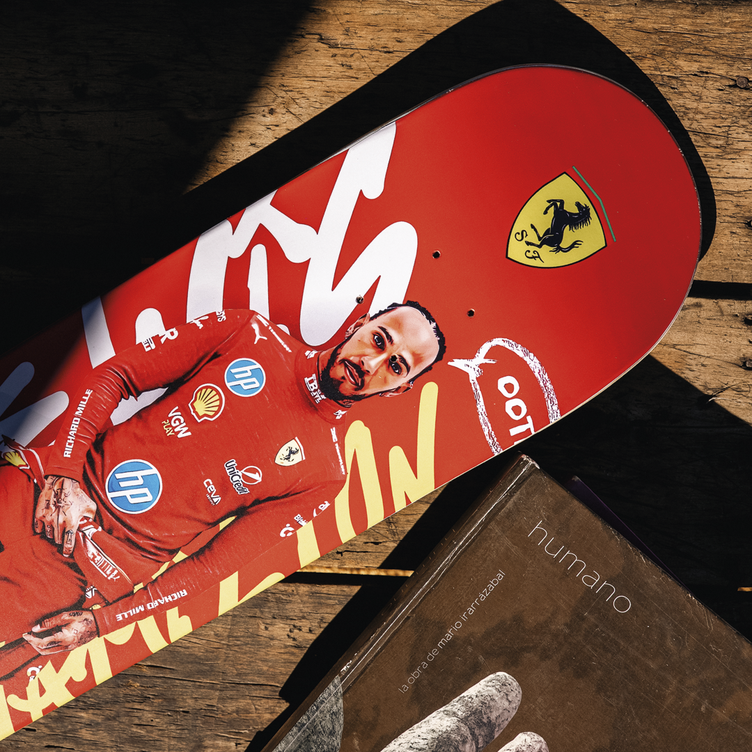 Skate Lewis Hamilton Ferrari