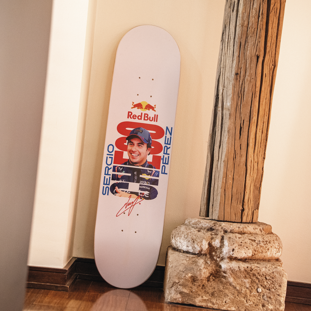 SKATE Sergio Perez Red Bull