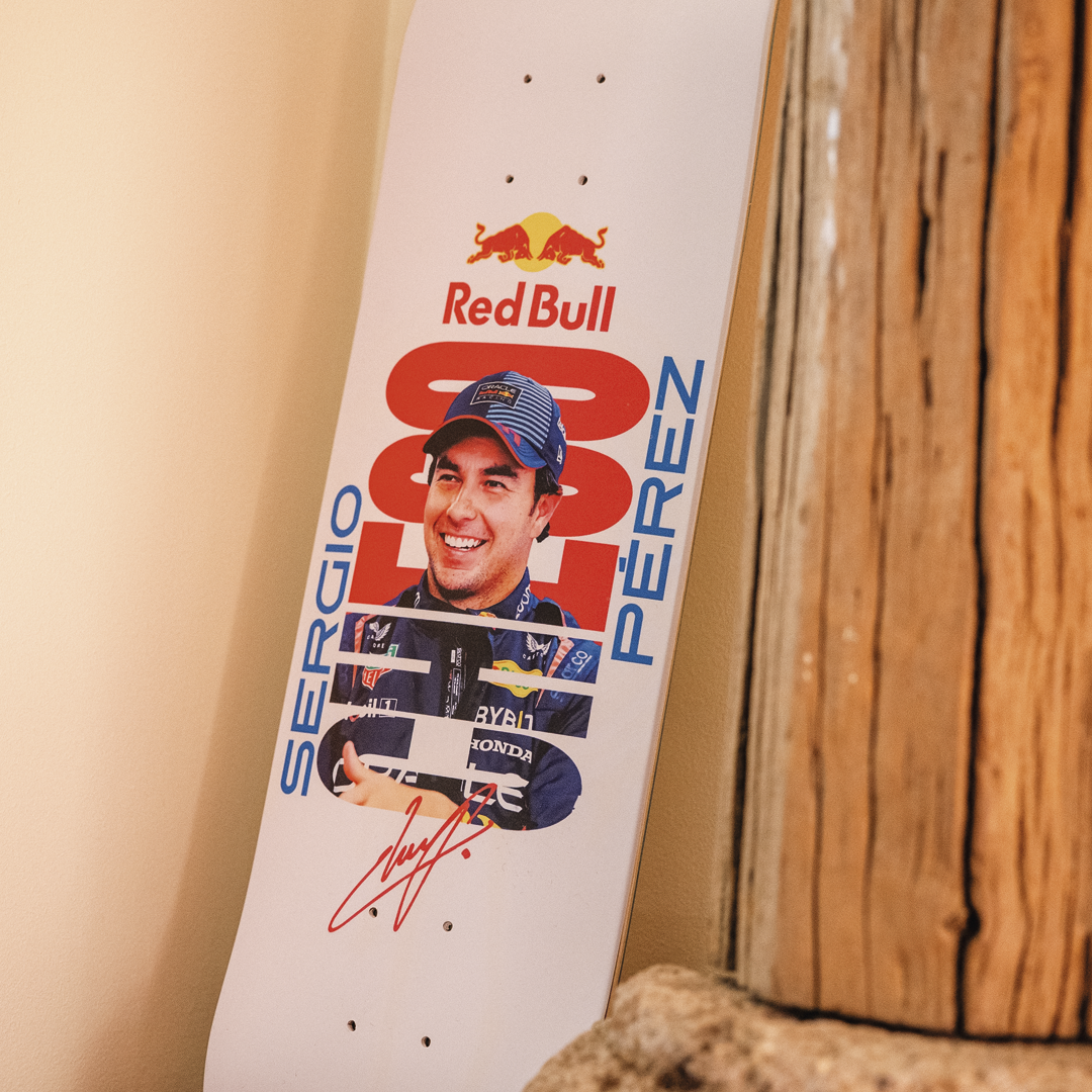 SKATE Sergio Perez Red Bull