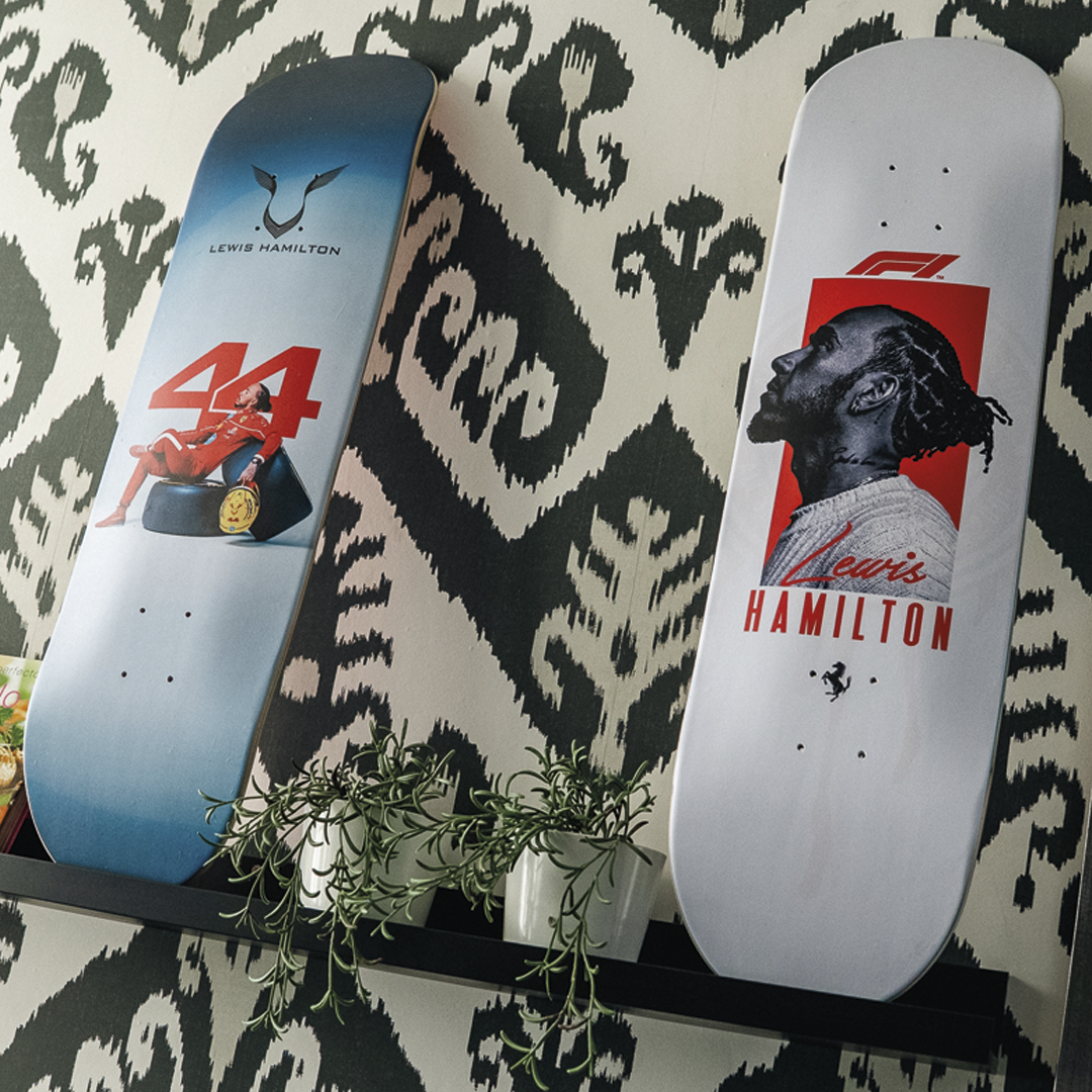 SKATE Lewis Hamilton